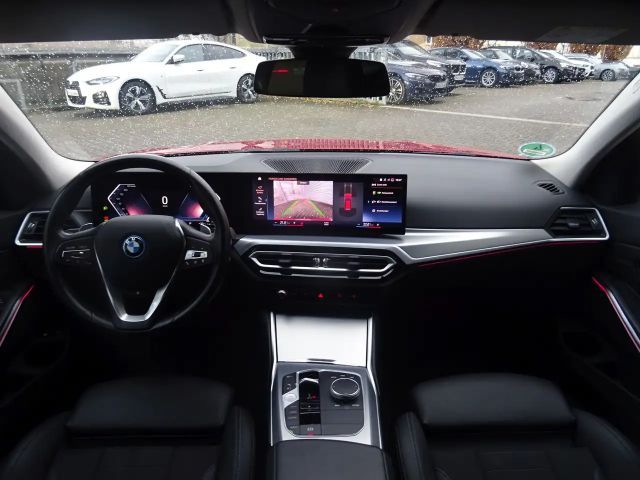 BMW 320 320e Touring