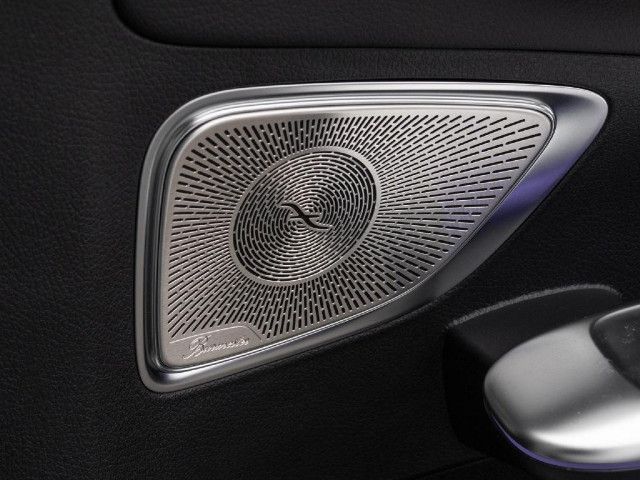 Mercedes-Benz C 200 AMG Line Sedan