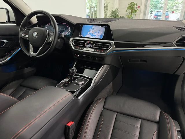 BMW 330 330e xDrive