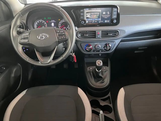 Hyundai i10 1.0