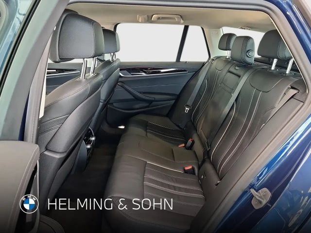 BMW 530 530d Luxury Line Touring xDrive