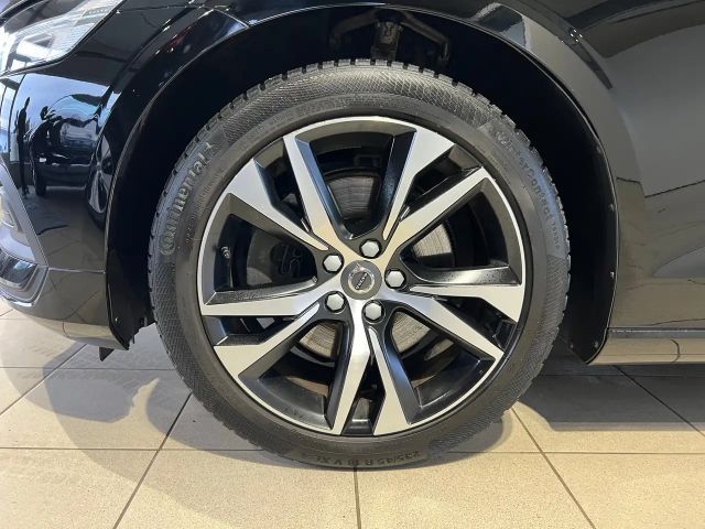 Volvo V60 Momentum