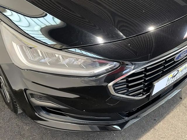 Ford Focus EcoBoost Titanium Wagon