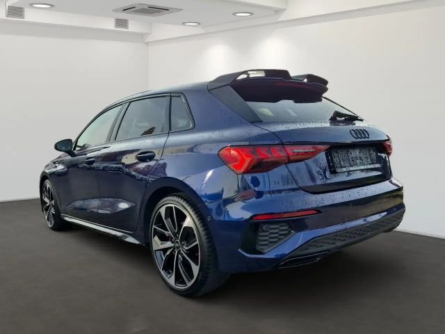 Audi A3 35 TFSI S-Line Sedan Sportback