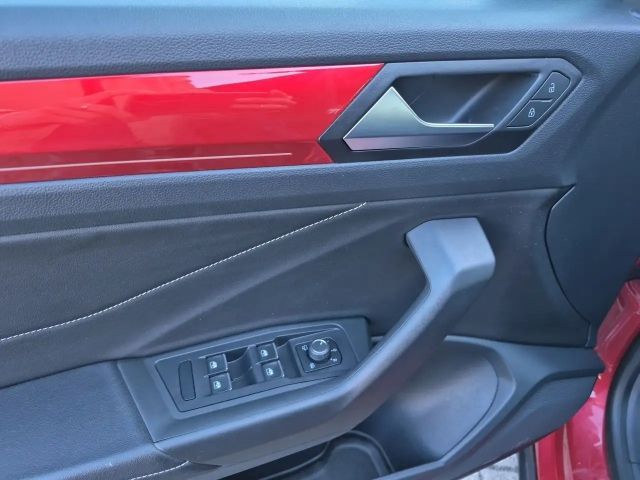 Volkswagen T-Roc Cabriolet DSG R-Line Style