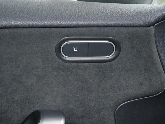 Mercedes-Benz A 250 A 250 e AMG Line