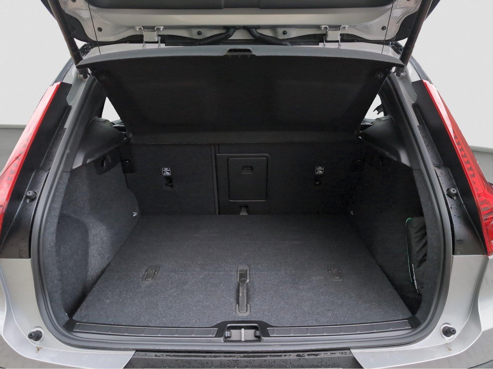 Volvo EX40 Extended range Plus Single motor