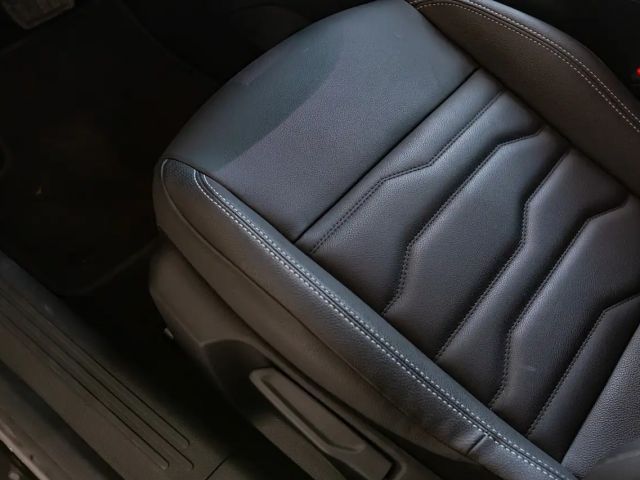 Jeep Avenger Full-Electric Summit