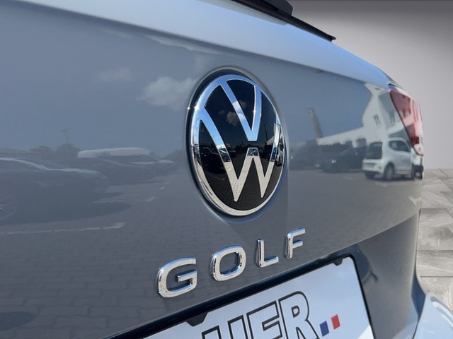 Volkswagen Golf Life Variant