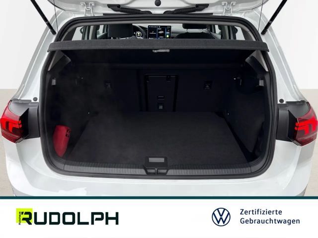 Volkswagen Golf 1.5 eTSI DSG Golf VIII Life