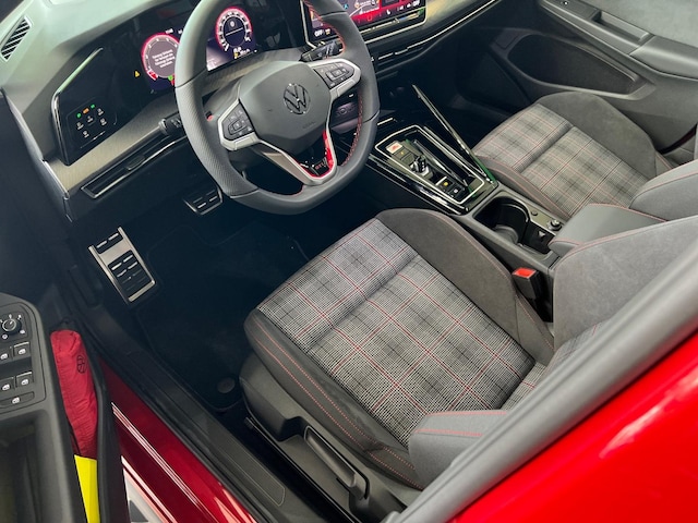 Volkswagen Golf 2.0 TSI DSG GTI