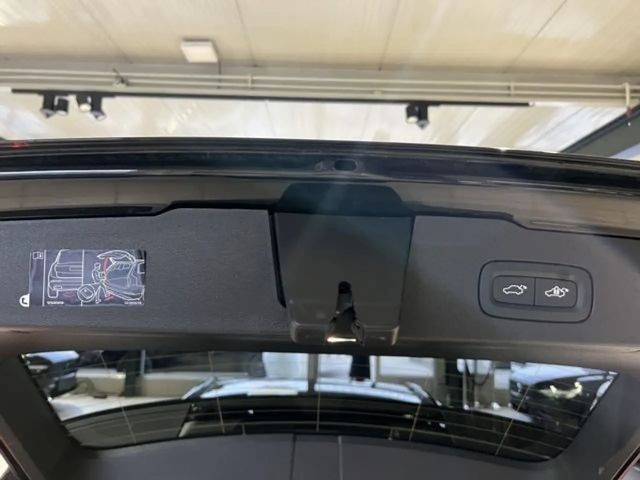 Volvo V60 AWD Dark Plus Recharge T6