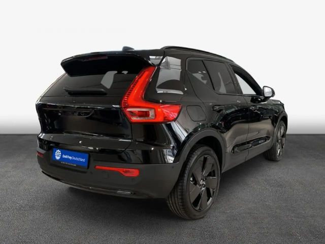 Volvo XC40 Plus