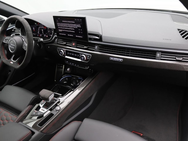 Audi RS4 Avant Quattro