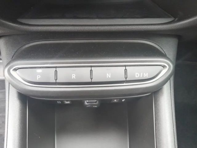 Fiat 600e HYBRID 100 6-Gang eDCT