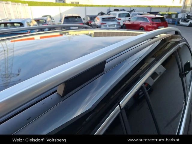 Mercedes-Benz EQB 300 4MATIC AMG Line