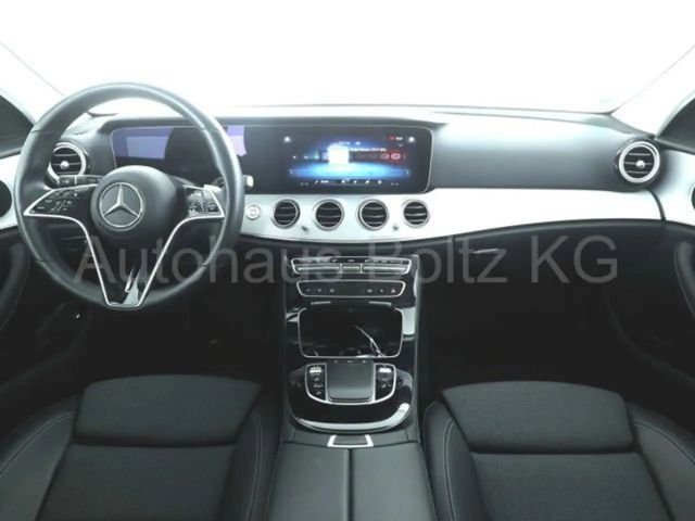 Mercedes-Benz E 220 AVANTGARDE E 220 d Estate