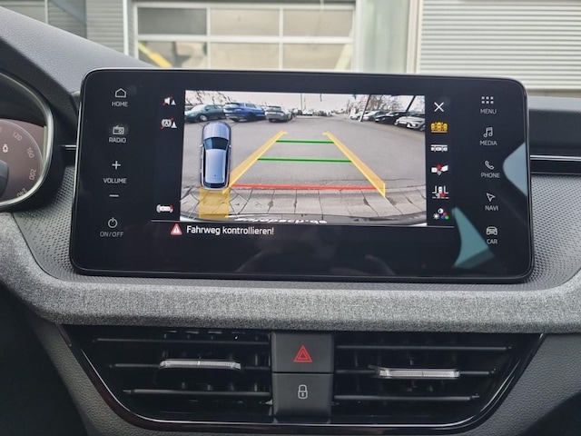 Skoda Kamiq Kamiq Balance 1,5 TSI DSG ACC AHK NAVI Park Assist