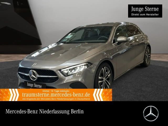 Mercedes-Benz A 220 4MATIC Progressive