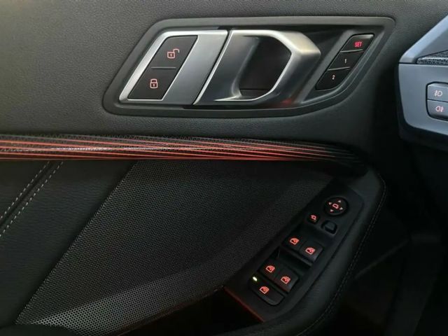 BMW 120 120d Sedan xDrive