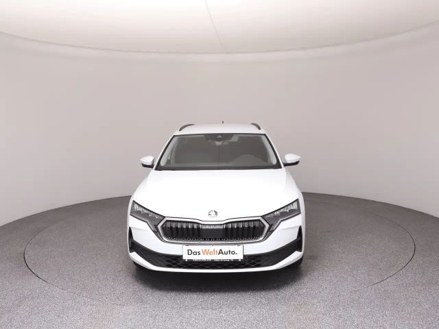 Skoda Octavia Essence TSI