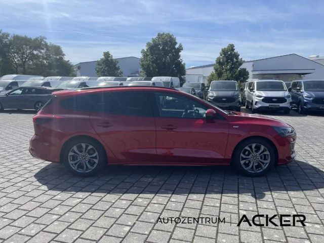 Ford Focus ST Line Wagon