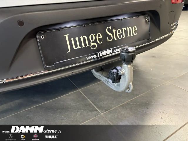 Mercedes-Benz EQB 300 4MATIC Progressive