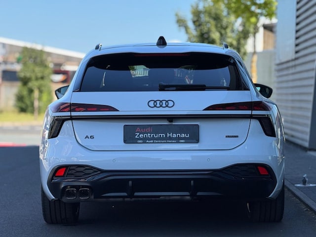 Audi A6 Avant Quattro S-Tronic