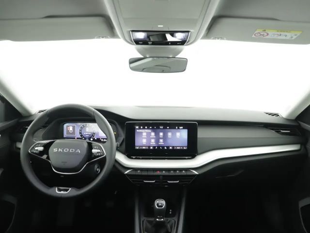 Skoda Octavia Essence TSI