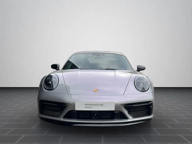 Porsche 992 Carrera Coupé GTS