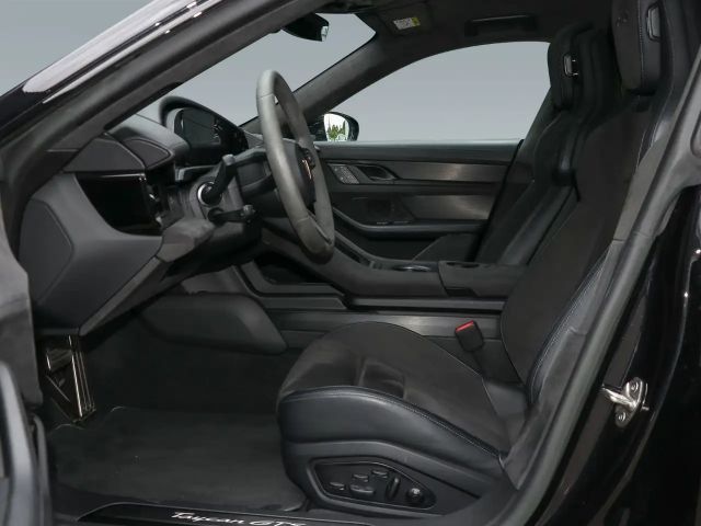 Porsche Taycan GTS Sport Turismo