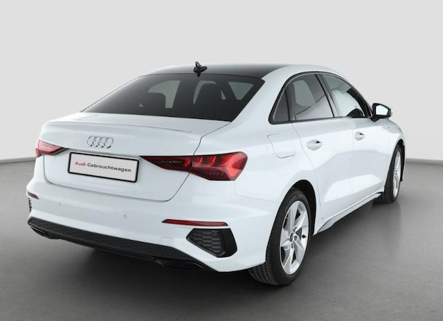 Audi A3 30 TDI S-Line S-Tronic Sedan