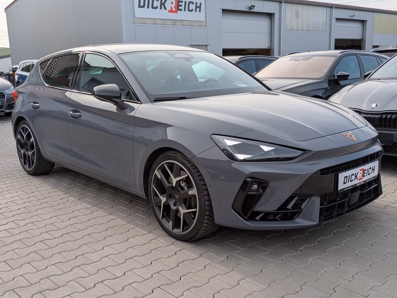 Cupra Leon 2.0 TSI VZ
