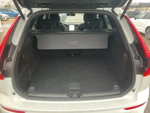 Volvo XC60 Dark Plus