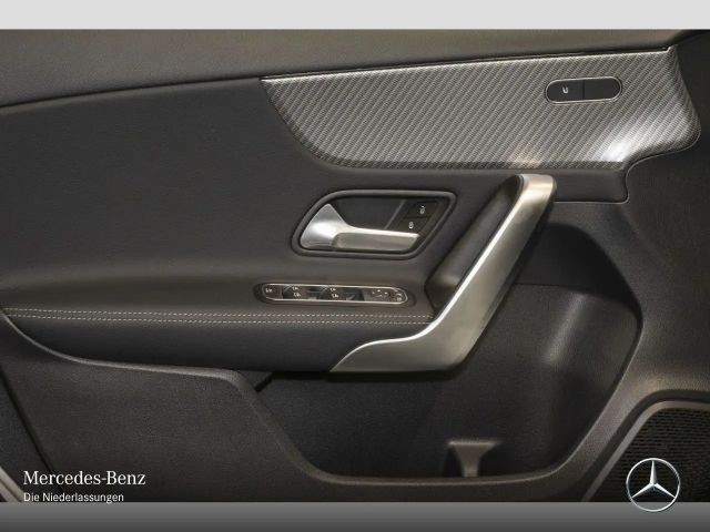 Mercedes-Benz A 180 Progressive