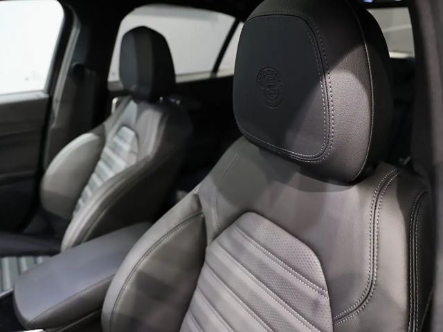 Alfa Romeo Giulia AT8 Q4 Veloce