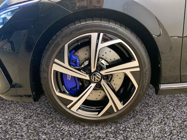 Volkswagen Golf Golf R *FACELIFT*LED*ACC*DCC*NAVI*360*SHZ*TEL*