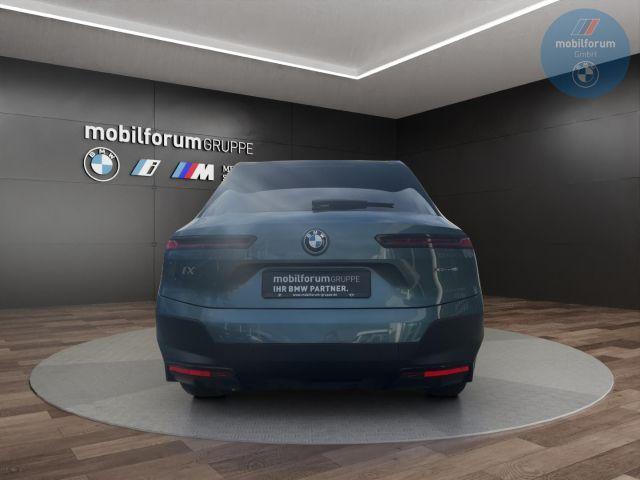 BMW iX xDrive40
