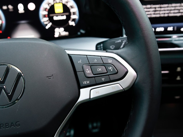 Volkswagen Golf 1.5 TSI Golf VIII