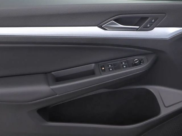 Volkswagen Golf 1.5 eTSI DSG Golf VIII