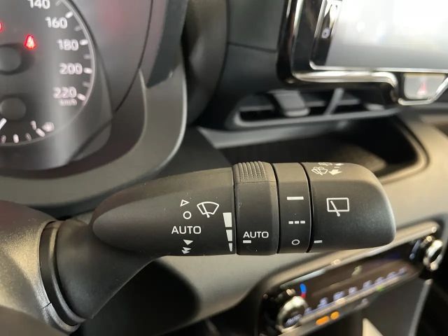 Mazda 2 Hybrid 1.5L Hybrid VVT-i 116 Center-Line