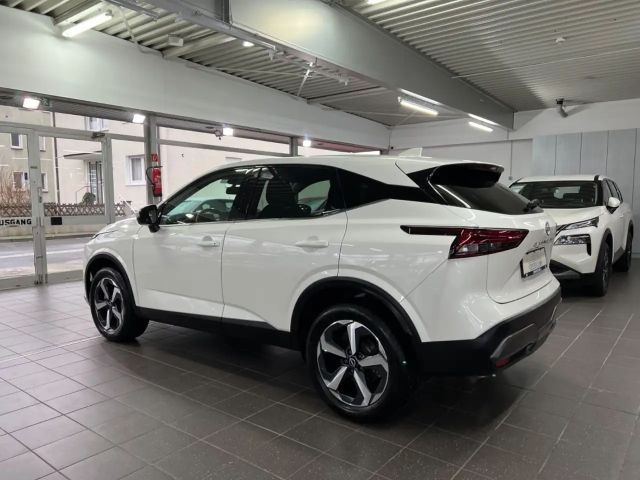 Nissan Qashqai 1.3 Connecta Ambiente+360°+uvm.