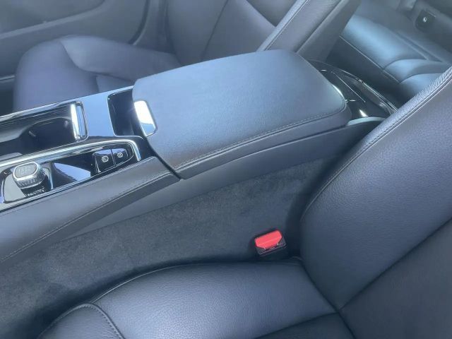 Volvo V60 AWD Recharge T6