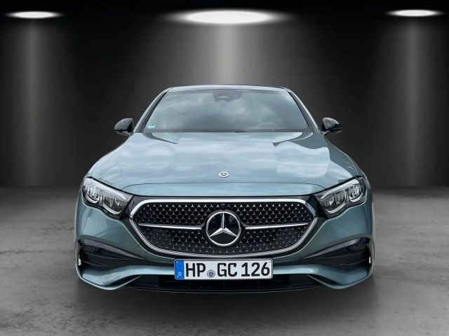 Mercedes-Benz E 200 AMG Line Sedan