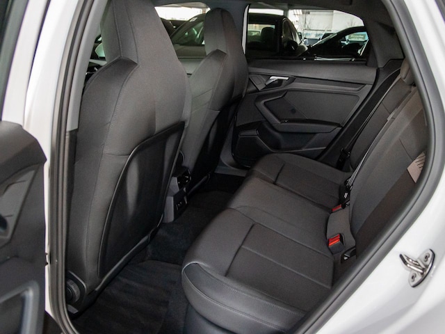 Audi A3 35 TFSI S-Line S-Tronic Sedan