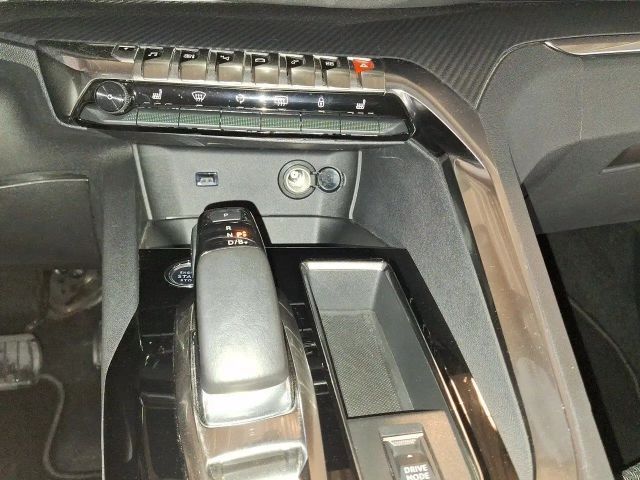 Peugeot 3008 Allure Pack EAT8 Hybrid