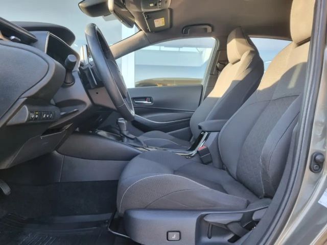 Toyota Corolla 5-deurs Active Hybride