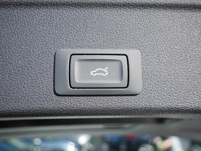 Audi A4 40 TFSI Avant S-Tronic