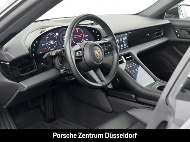 Porsche Taycan 4 Cross Turismo