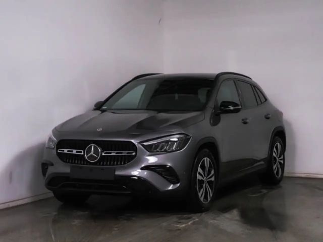 Mercedes-Benz GLA 220 4MATIC Progressive